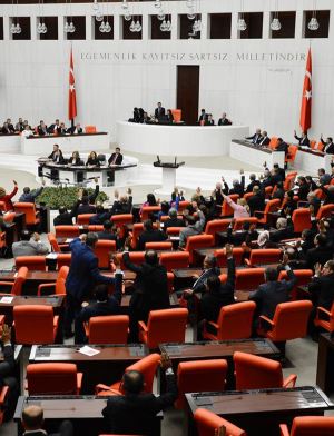 “Yeni Türkiye” ve Dokunulmazlıkların Kaldırılmasına İlişkin Kanun Teklifinin Düşündürdükleri (*)