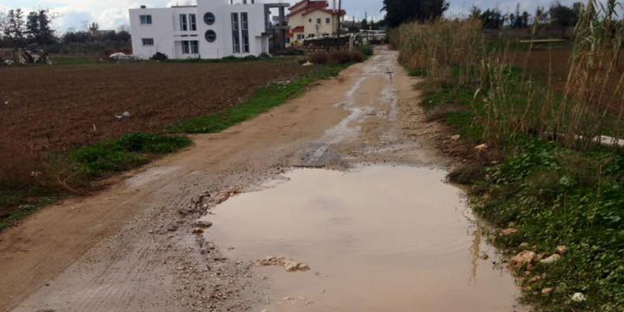 Mağusa’nın göbeğinde “Çamurla Dans”