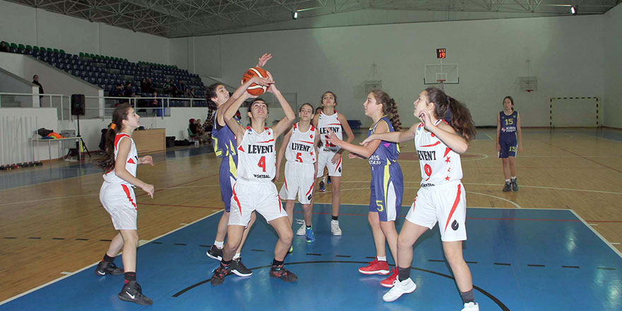 Levent’ten çifte galibiyet