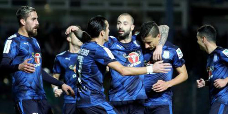 Zirveyi Apollon belirliyor