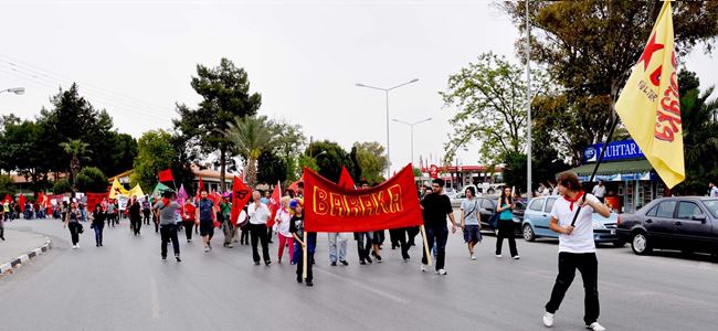 “Elçi, kes sesini!”