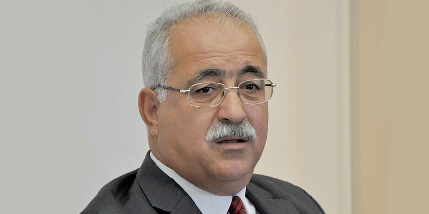 İzcan: “Özgürgün’ün istifası Meclis tarafından kabul edilmeli”