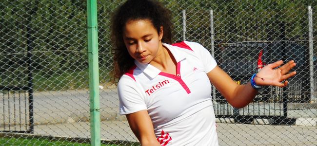 Eliz ilkleri başardı