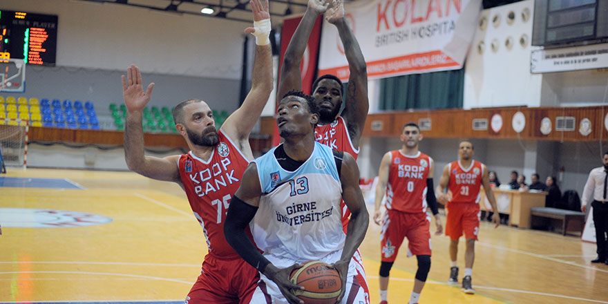 Girne Üniversitesi-Yakın Doğu finali