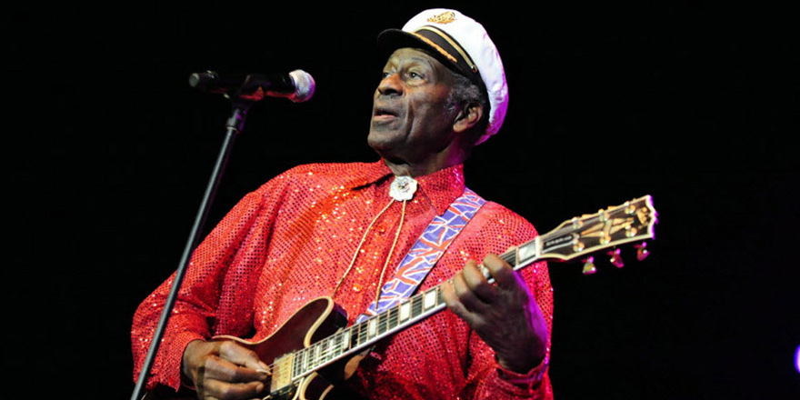 Efsane şarkıcı Chuck Berry hayatını kaybetti