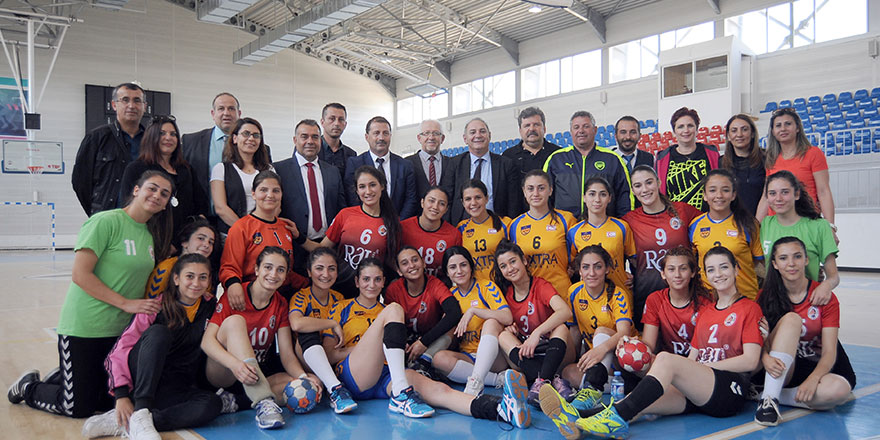 Lefkoşa’da dostluk kazandı