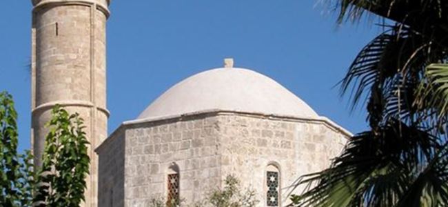 “Baf Belediyesi Müslümanlarla ilgili geri adım attı”