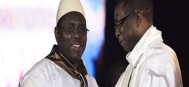 Senegalde hükümet feshedildi…