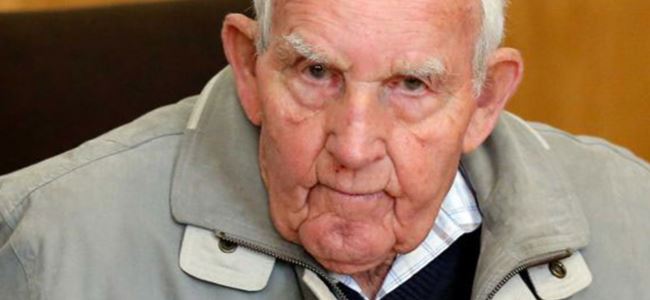 Eski Nazi subayı adam öldürmekten yargılanıyor