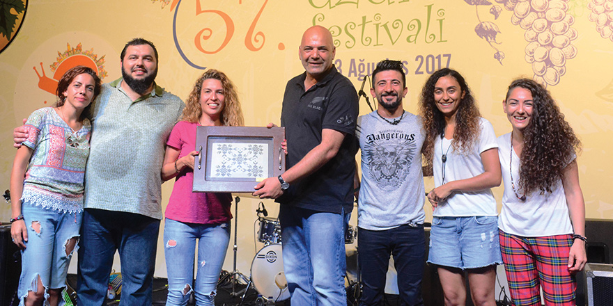 “57. Mehmetçik Üzüm Festivali Caravan Blue konseri ile son buldu