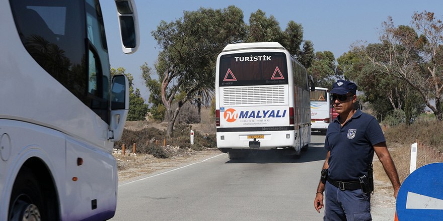 14 otobüs 604 kişi sorunsuz Hala Sultan’da!