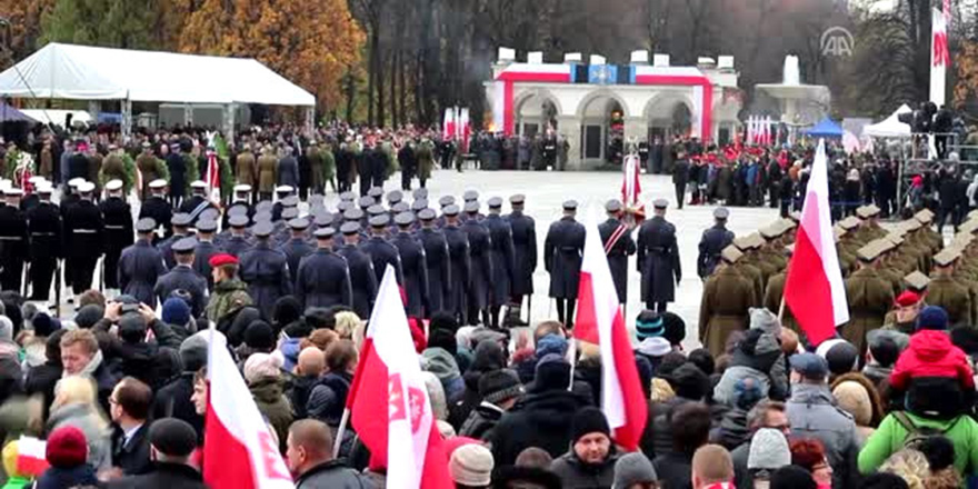 Polonya, bağımsızlığının 99. yılını kutladı