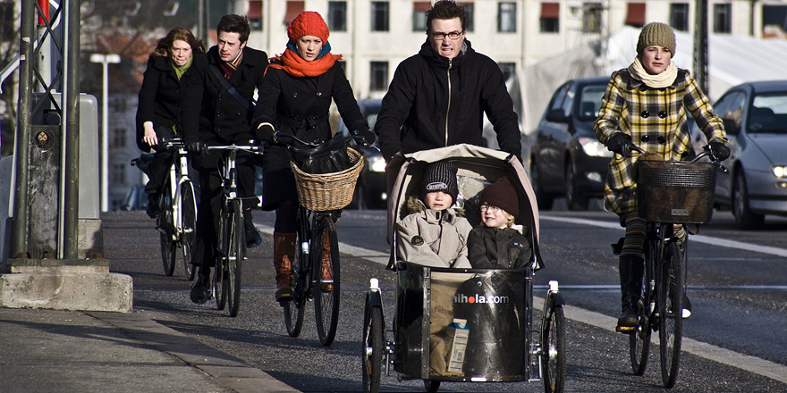 Amsterdam nasıl dünyanın bisiklet başkenti oldu