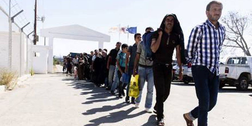 HRW:Türkiye, Suriyeli sığınmacıları kayıt altına almıyor