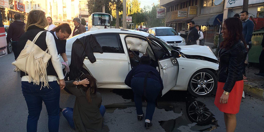Girne'de trafik kazası