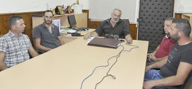 Çiftçilerden araçlı eylem