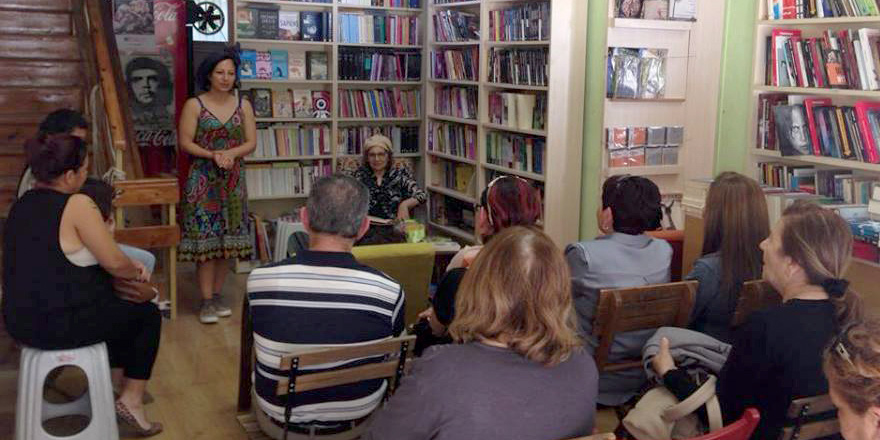 Yazar Yakupsoy, Khora’da okurlarıyla buluştu