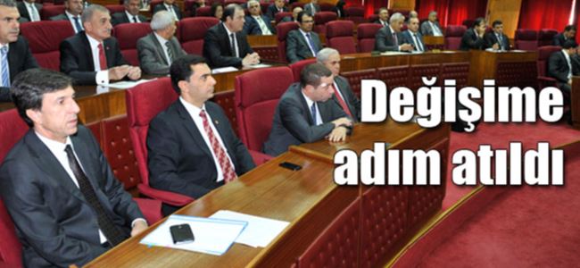 Ad hoc komitesine oybirliği