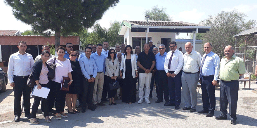 Meclis Komitesi, Salamis Karavan Kamp Tesisi'ni ziyaret etti