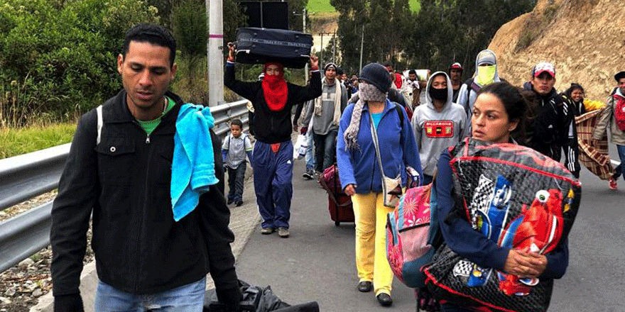 Ekonomik krizdeki Venezuela'yı 2.3 milyon kişi terk etti
