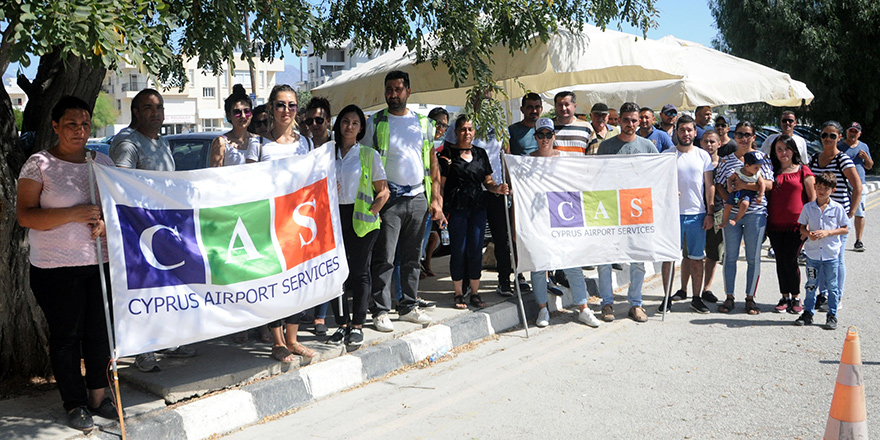 CAS çalışanları yeniden Başbakanlık önünde