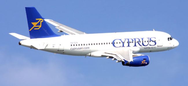 Uçuş sırasında kokpit camı kırıldı