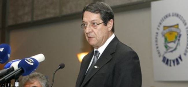 Anastasiadis Rusya’ya gitmeye hazırlanıyor