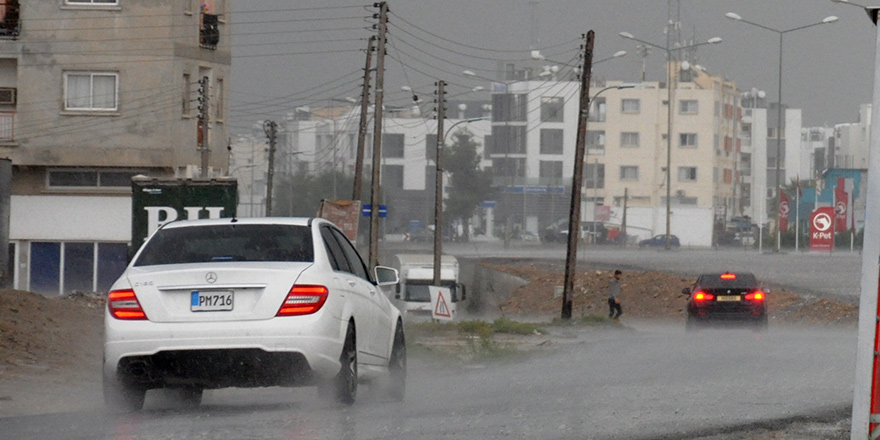 En fazla yağış Selvilitepe'ye