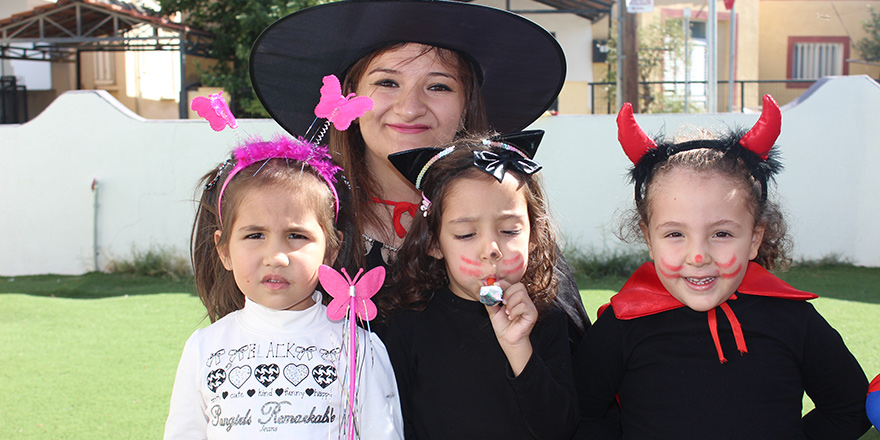 Montessori’de Cadılar Bayramı sevinci yaşandı