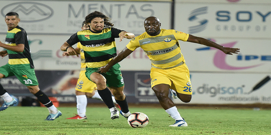 Zihni ilk yarıyı kapattı