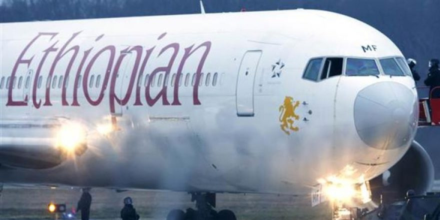 Etiyopya yolcu uçağı düştü