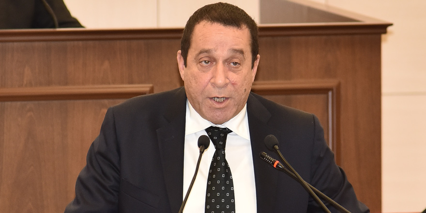 Denktaş’tan Zaroğlu’na:  Alnım açık, her türlü hesabı veririm