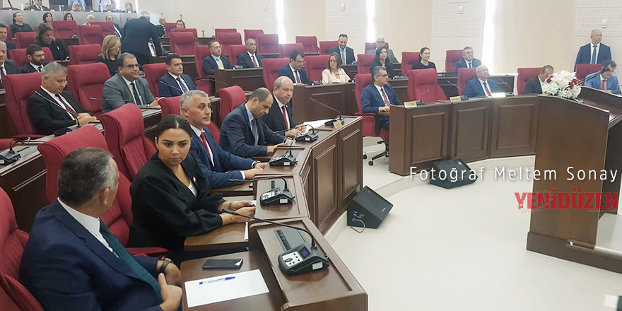 Meclis 'Kıbrıs sorunu' ile açıldı
