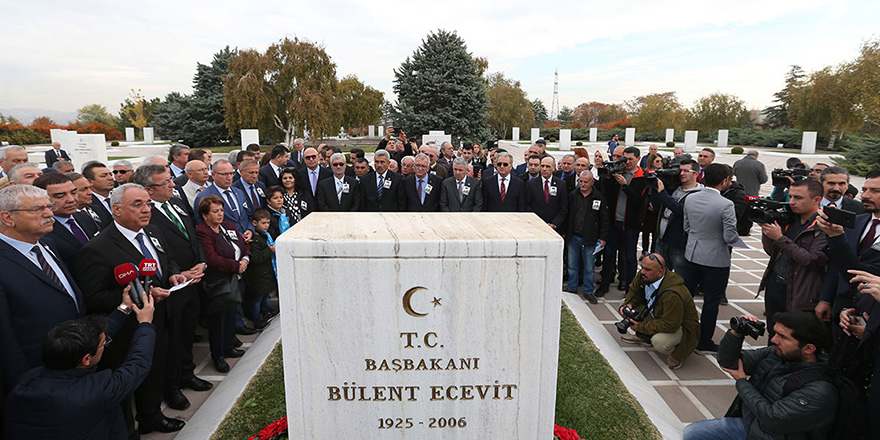 Bülent Ecevit unutulmadı