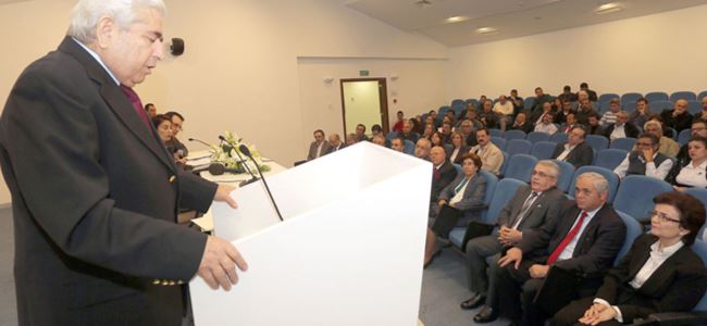 ÖZKER ÖZGÜR PANELLE ANILDI