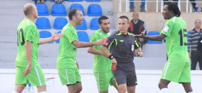 Zokou’ya 2 maç ceza