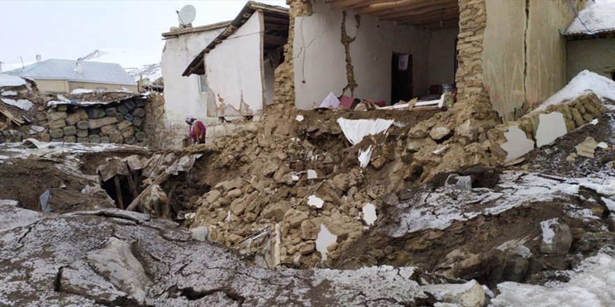 İran - Türkiye sınırında 5,9 büyüklüğünde deprem