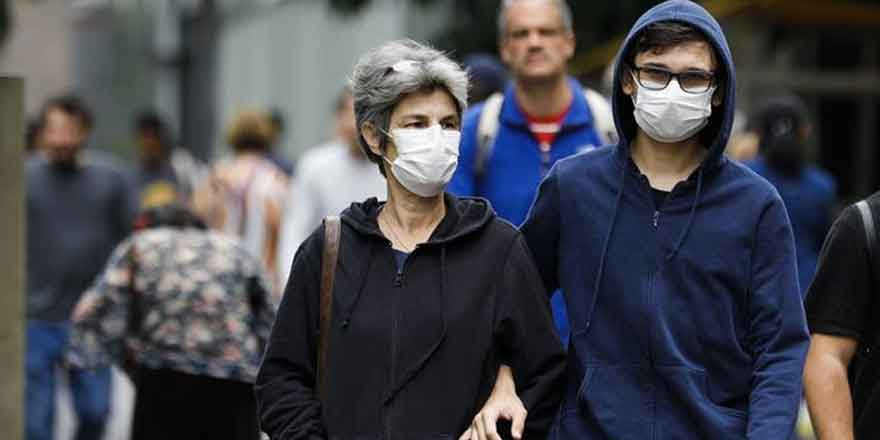 Fransa'da maske stokları tükeniyor