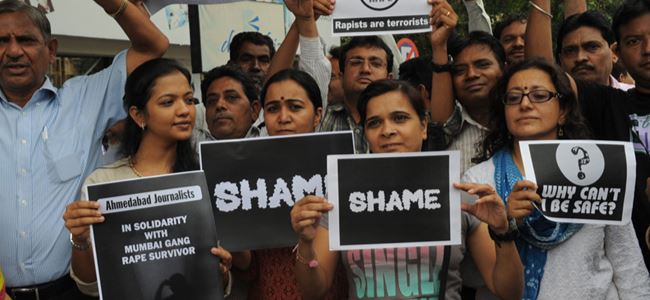 Kadın gazeteciler istismar ve tacize uğruyor