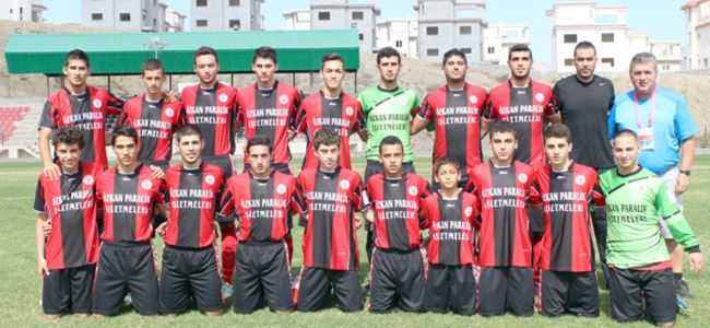 Liderler değişmedi