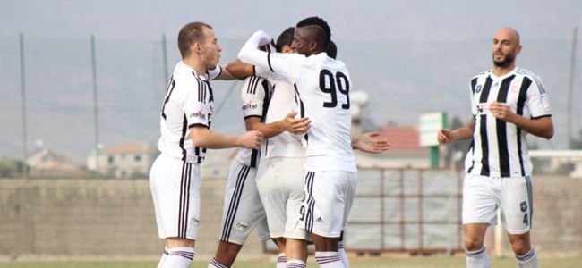 Yenicami boş geçmedi