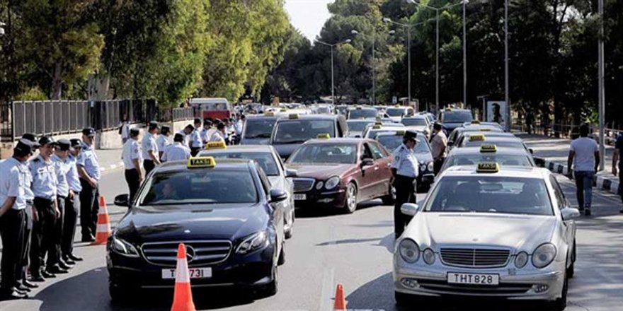 Taksiciler yarın Ulaştırma Bakanlığı önünde eylem yapacak