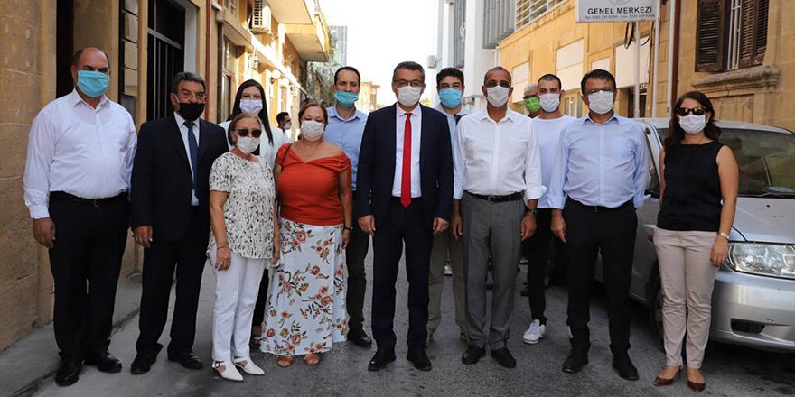 “Pandemi kontrolden çıkmak üzere”