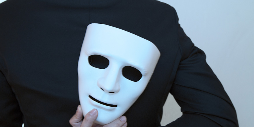 “Kendini Kandırma” Hastalığı ve ‘Haysiyet/Onur’