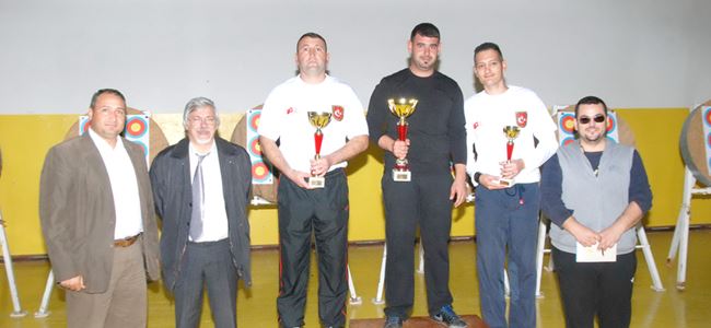 Okçular, federasyon için attı