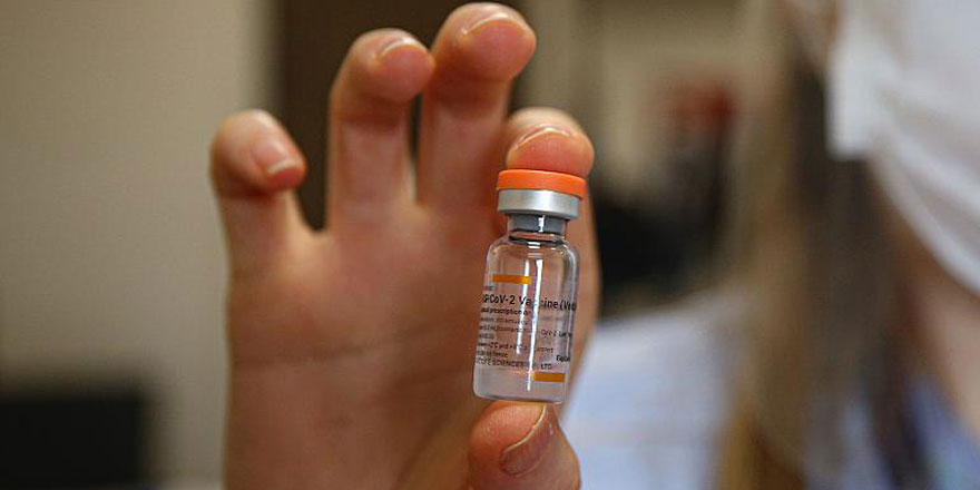Türkiye'de 2 milyondan fazla kişiye yapılan Covid-19 aşısının Çin'de yaygın kullanımına koşullu onay