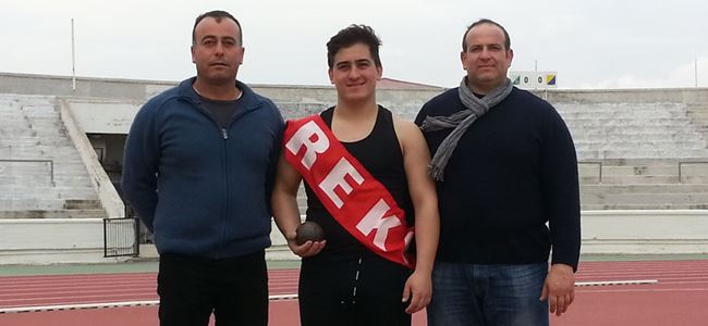 Gürdeniz rekorunu geliştirdi