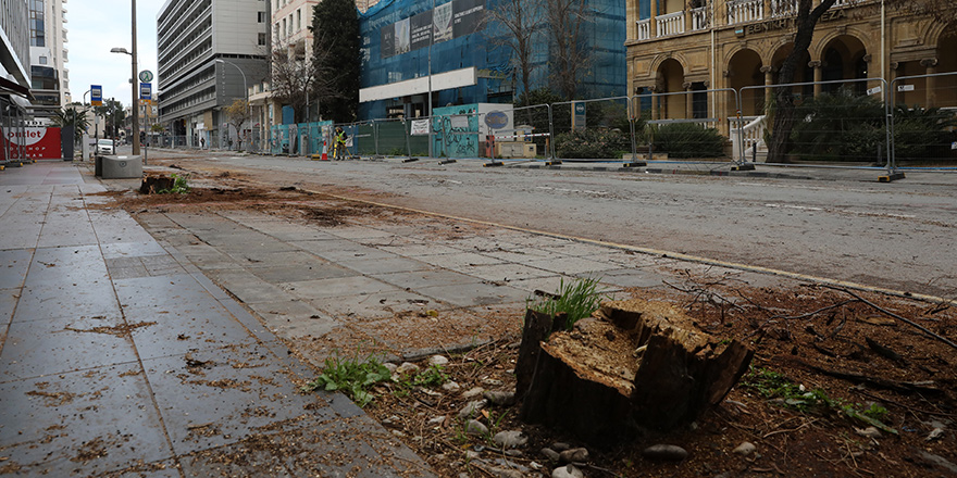 Makarios Caddesi artık 'çıplak'