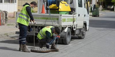 Lefkoşa'da ilaçlama yapılıyor