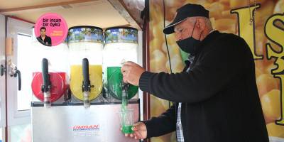 "Elbette gençler daha iyi işlerde çalışsınlar ama işsiz kalmak yerine böyle bir iş yapabilirler…"